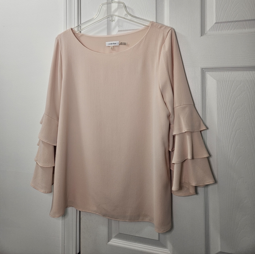 Calvin Klein Blush Ruffle Sleeve Blouse. Size Large